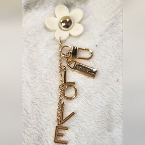 NWOT Marc Jacobs Daisy Love purse charm/Keychain